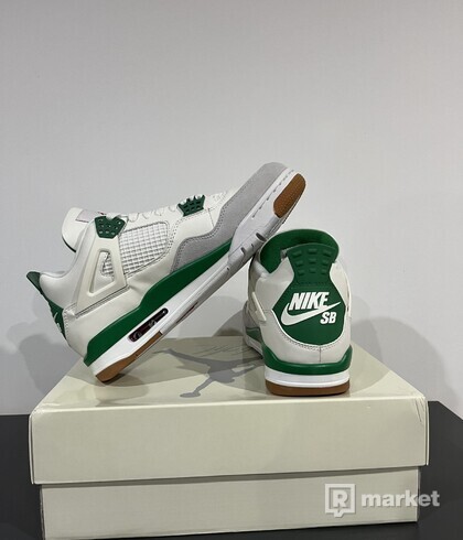 Air Jordan 4 x Nike SB Pine Green