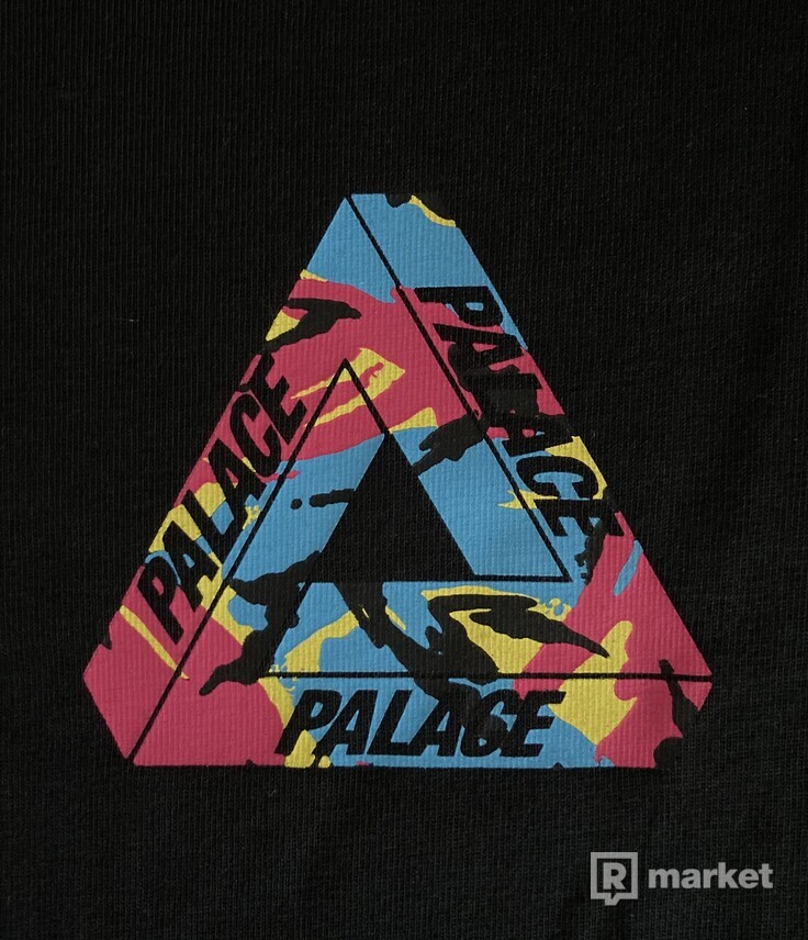 Palace Tri-Camo T-Shirt black