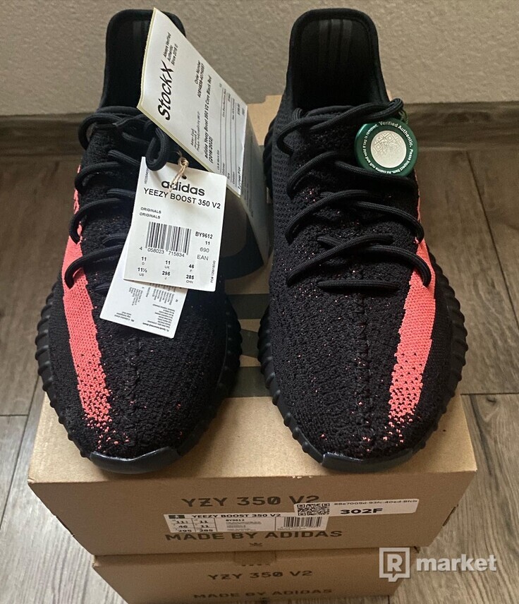 Adidas Yezzy Boost 350 V2 Core Black Red