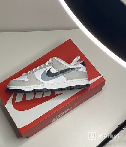 Nike Dunk Low stencil swoosh
