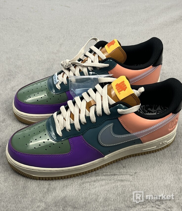 NIKE AIR FORCE 1 LOW "UNDEFEATED"