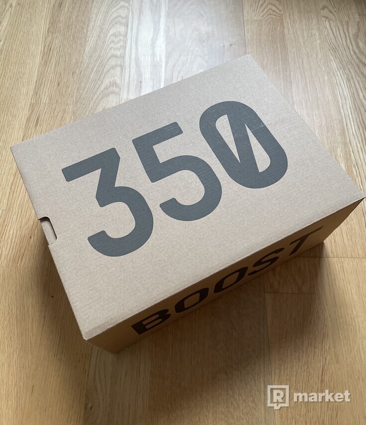 Adidas Yeezy 350 Sesame