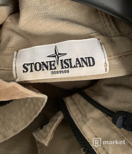 Stone Island bunda