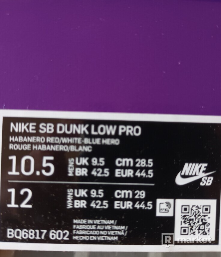 Nike SB dunk low pro bart Simpson