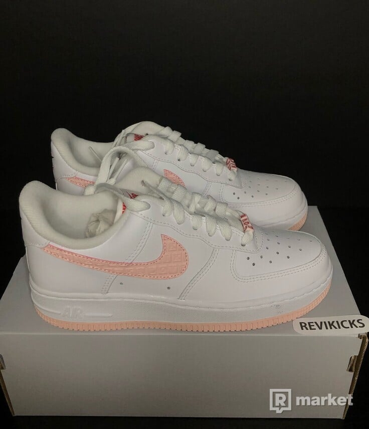 Nike Air Force 1 Valentines Day 2022 W
