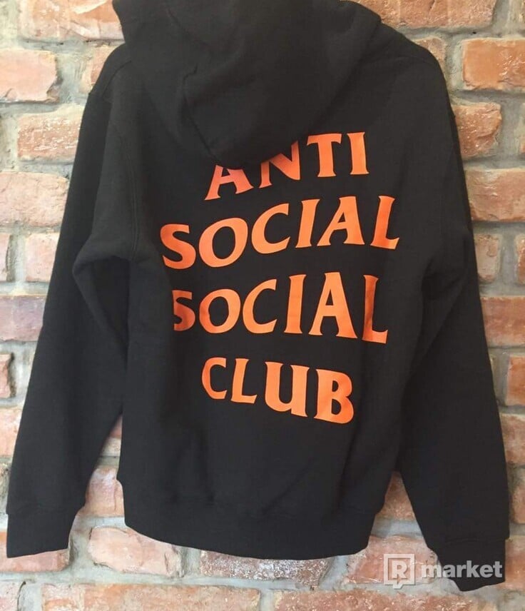 ANTI SOCIAL SOCIAL CLUB mikina
