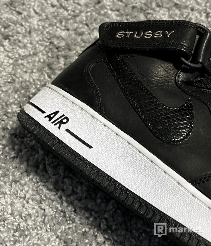 Nike x Stussy Air Force 1 '07 Mid Sp
