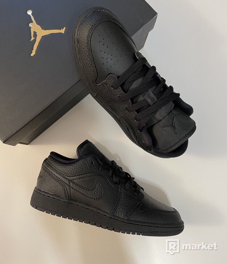 Nike air jordan 1 low black