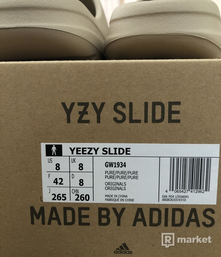 Yeezy slide Pure