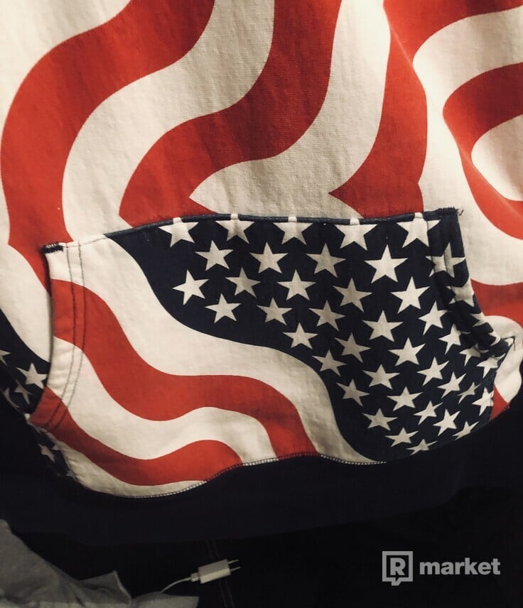 SUPREME USA FLAG BOX LOGO HOODIE