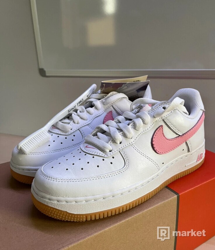 Nike Air Force 1 Pink Gum