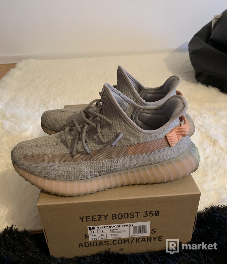 Cheap Size 10 Yeezy Boost 350 V2 Quotash Bluequot 2021  Gy7657