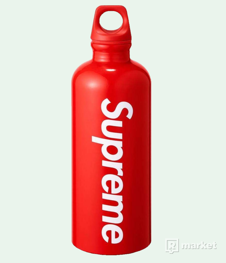 "SUPREME SIGG TRAVELLER 0.6L WATER BOTTLE RED" -supreme flaška