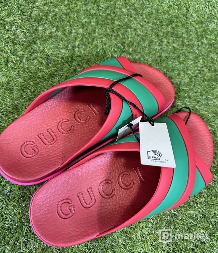 Gucci panelled slides