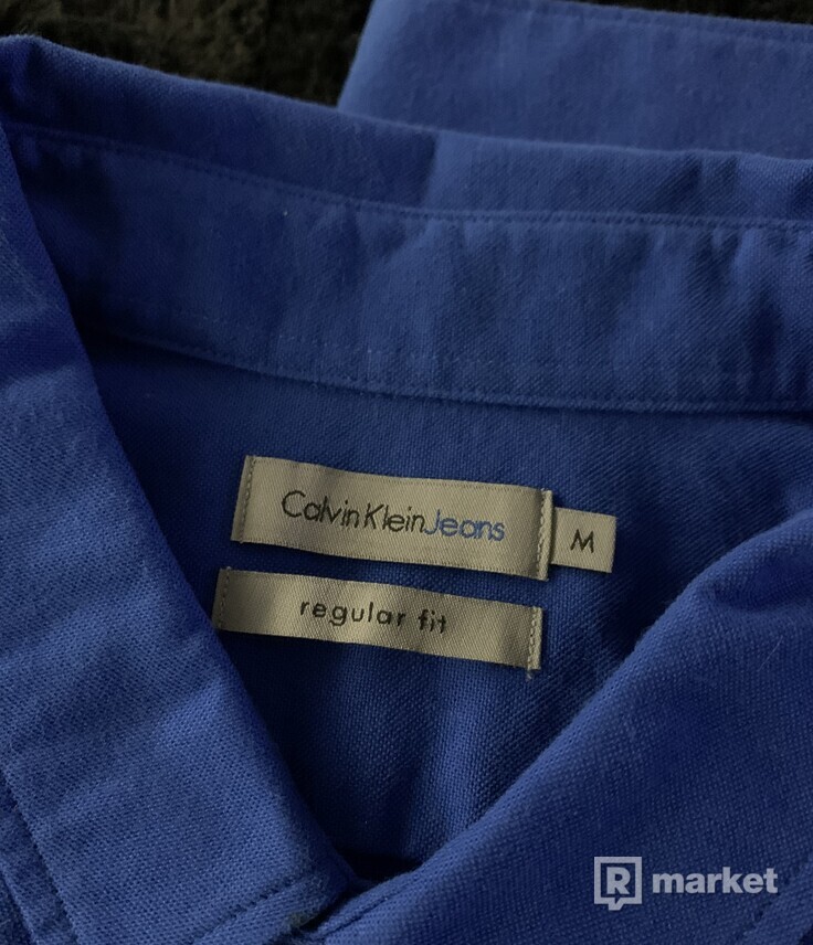 Predám novú Košelu Calvin Klein Jeans ,modrú, veľkosť M, novú s vysačkou