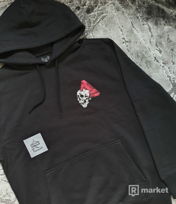 Palace "Tri-Crusher Hooded"