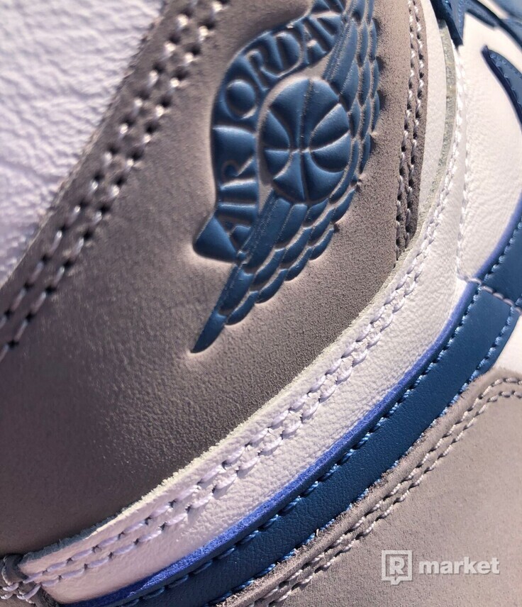 Nike Air Jordan 1 True Blue High