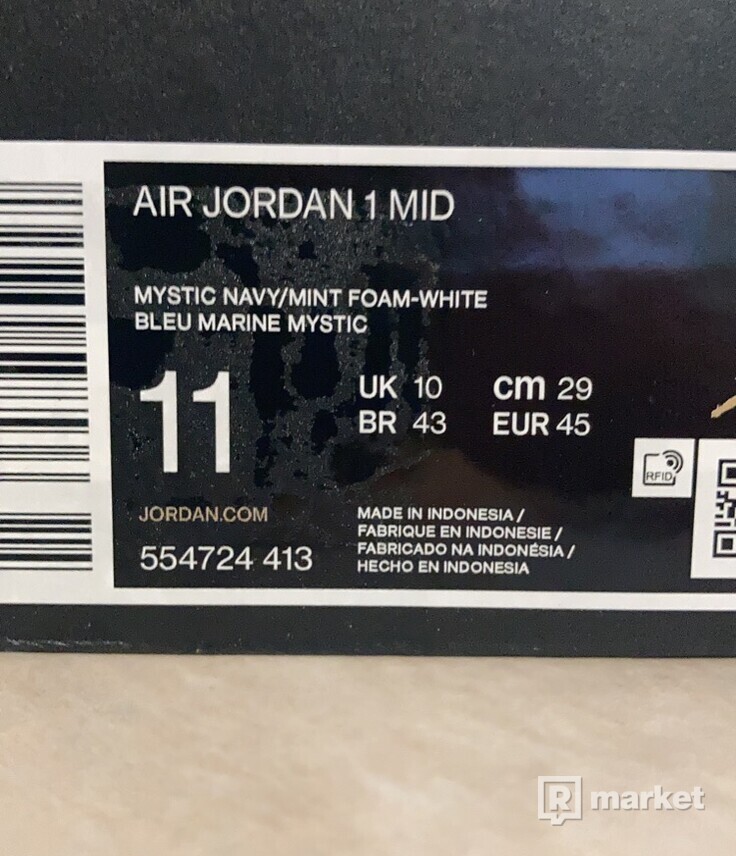 Air Jordan 1 Mid Navy Mint