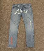 Alure x Section Levi’s