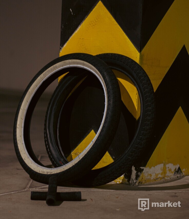 BMX STOLEN SINNER FC 2021, čierna,1 sezóna, pegy, hubguardy