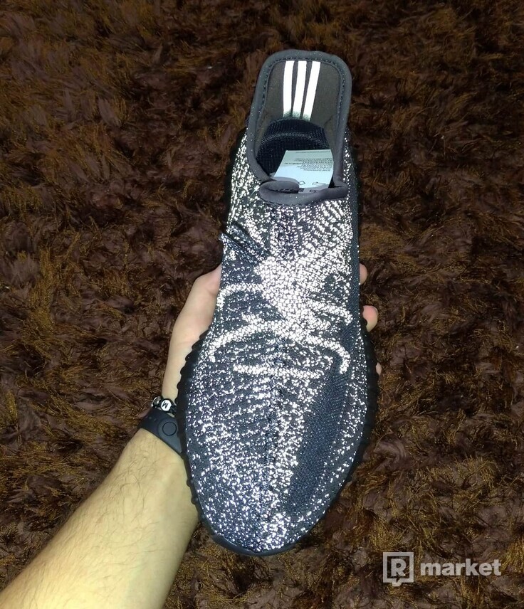 adidas Yeezy boost 350 v2 BLACK REFLECTIVE