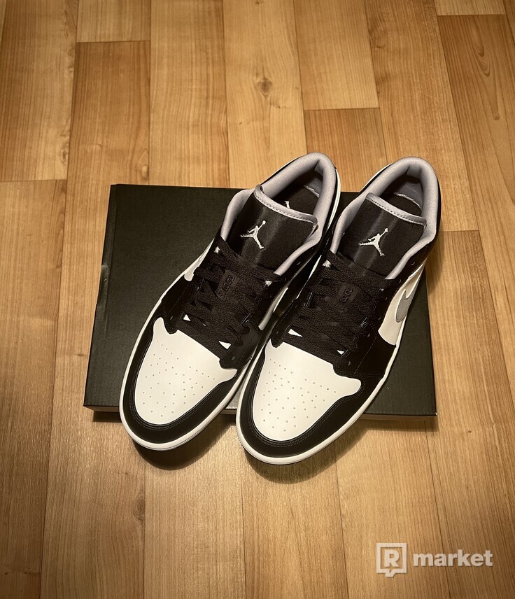 Air Jordan 1 Low 46 Black white grey