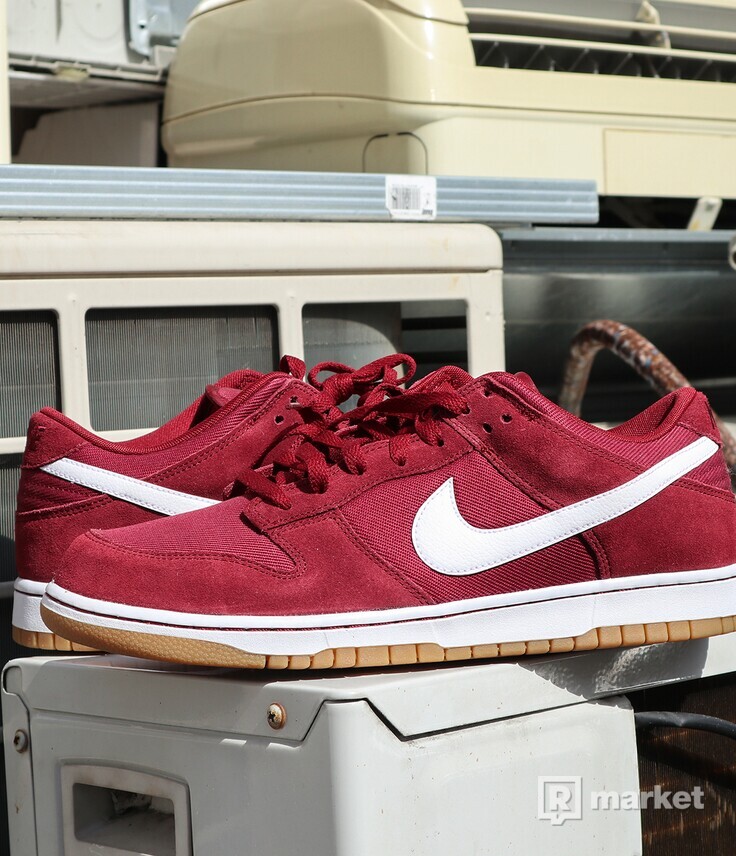 Dunk Low "Team Red" US11
