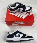 Nike Dunk Low Essential