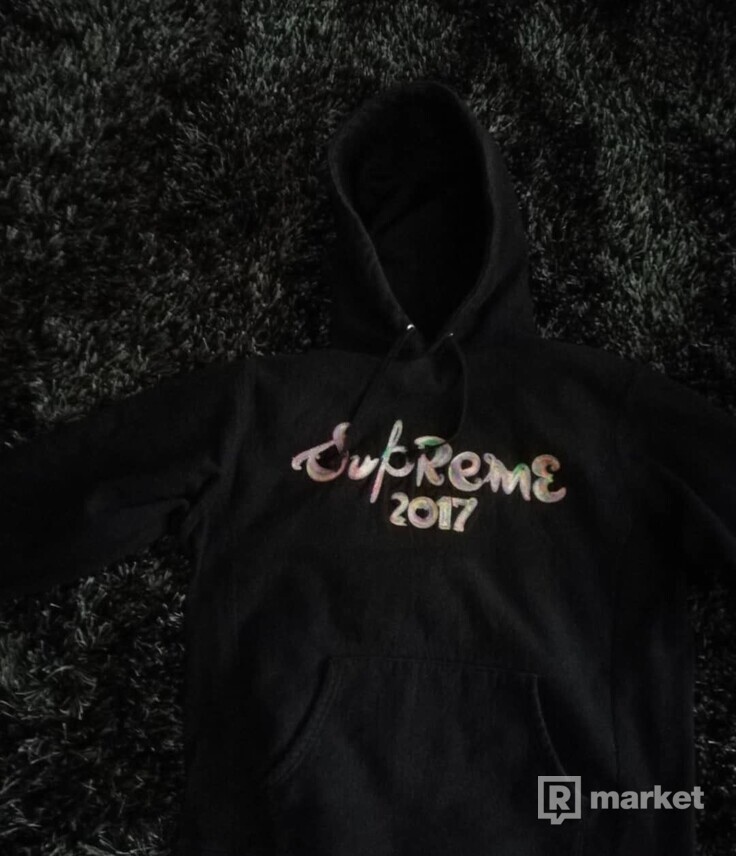 Supreme 2017 hoodie