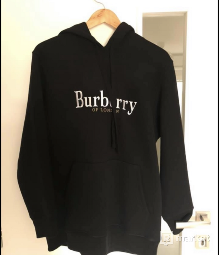 Burberry hoodie black