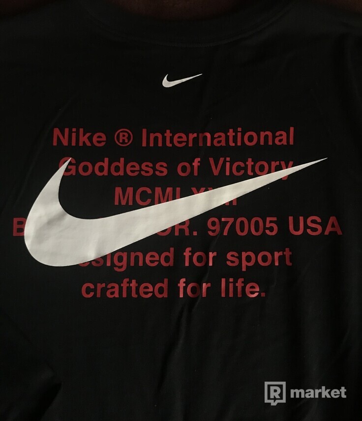 Nike LS