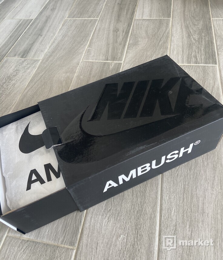 Nike Dunk High AMBUSH Deep Royal