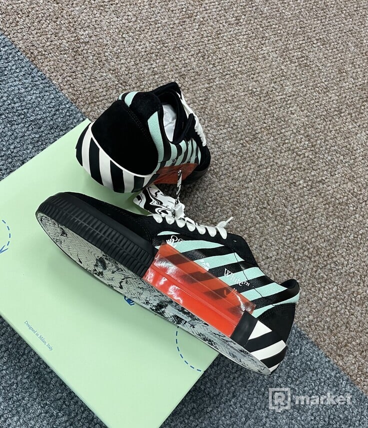 OFF-WHITE vulc sneakers