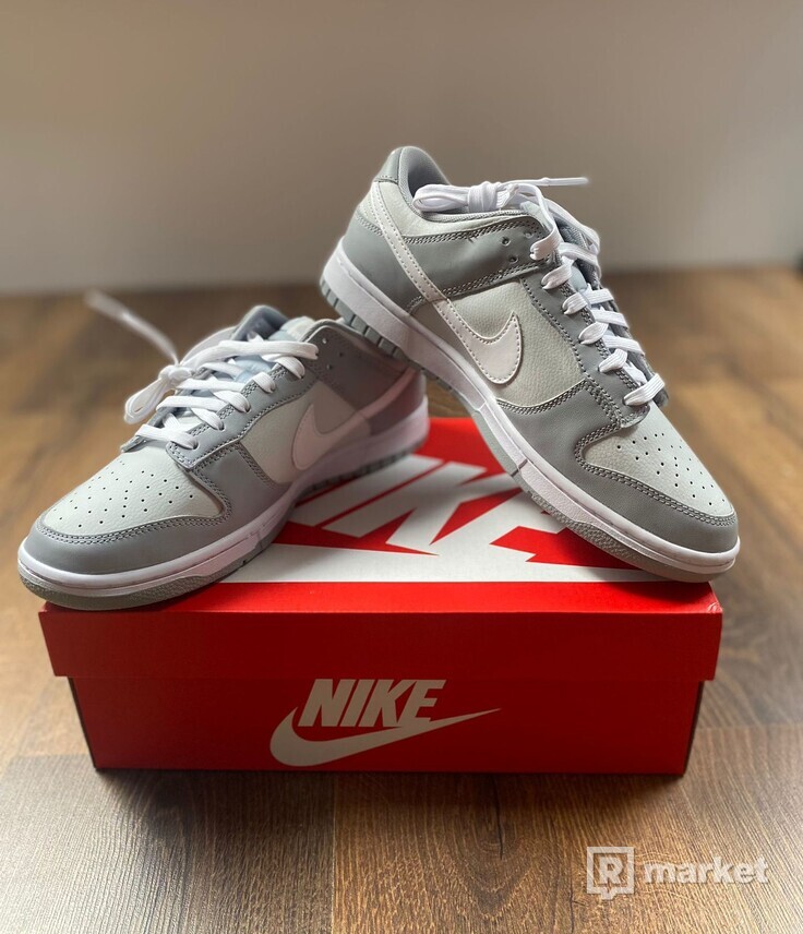 Nike dunk low two tone grey