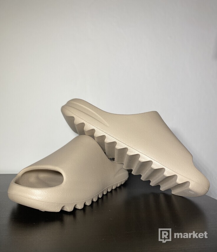 Adidas Yeezy Slides Pure