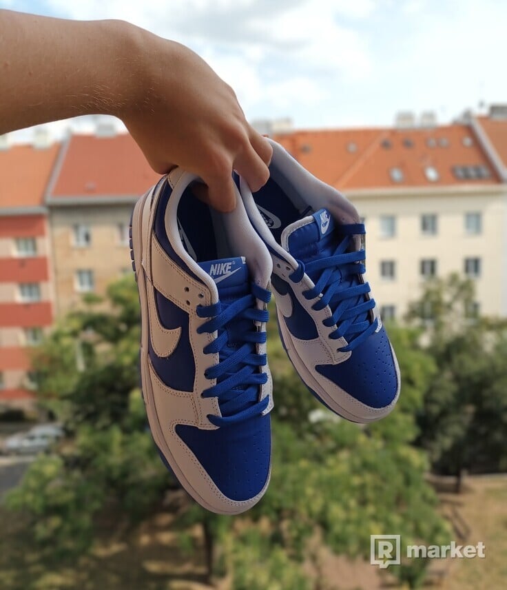 Nike dunk low racer blue