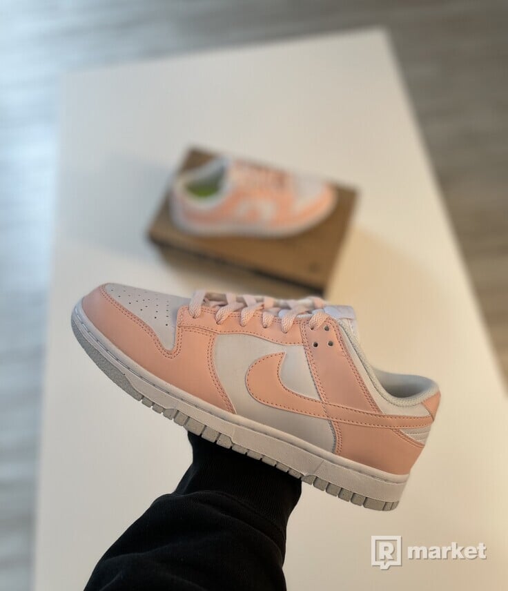 Nike dunk low Pale Coral