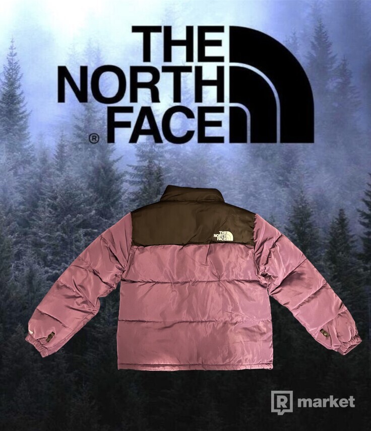 The north face bunda 700 čierno fialová  Velkost M(fitne to kľudne aj niekto menší čo nosí s,xs)