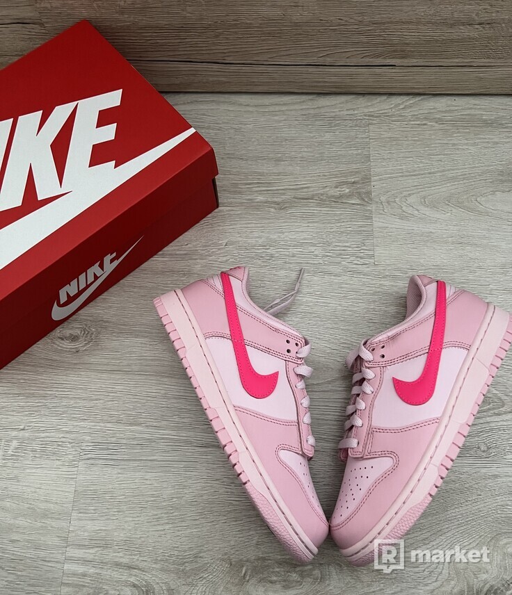 Nike Dunk Low “triple pink” (GS)