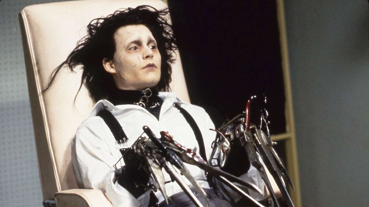 Edward Scissorhands / Nožnicovoruký Edward (1990) | REFRESHER.sk